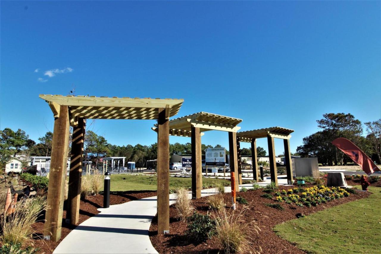 Vila Beacon Quarters By Kees Vacations Corolla Exteriér fotografie
