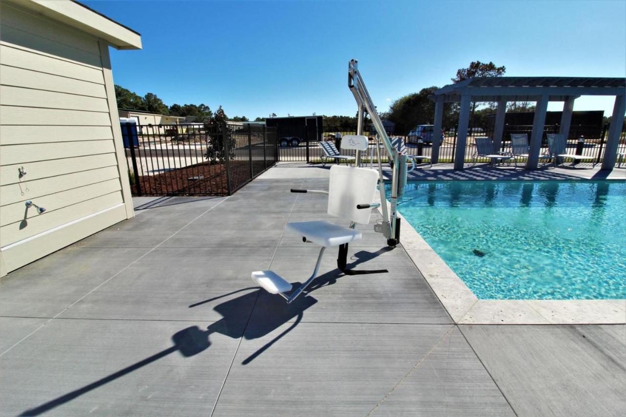 Vila Beacon Quarters By Kees Vacations Corolla Exteriér fotografie