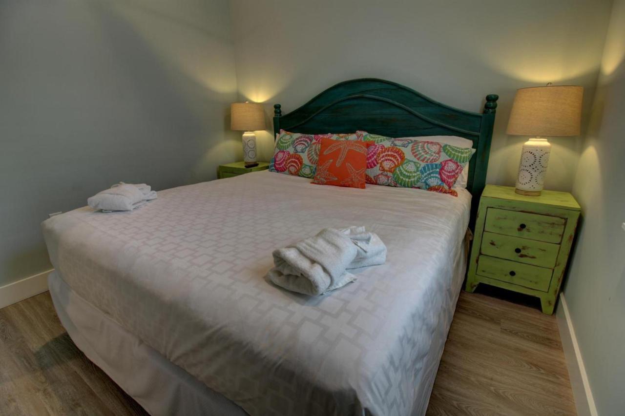 Vila Beacon Quarters By Kees Vacations Corolla Exteriér fotografie
